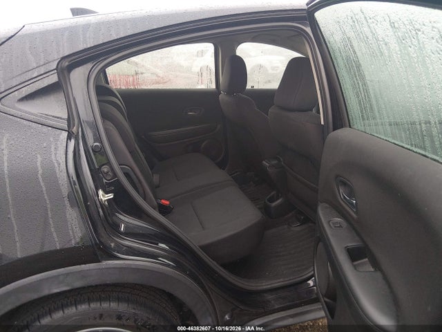 Продажа на аукционе авто 2016 Honda Hr-v Lx, vin: 3CZRU6H38GM765567, номер лота: 46382607