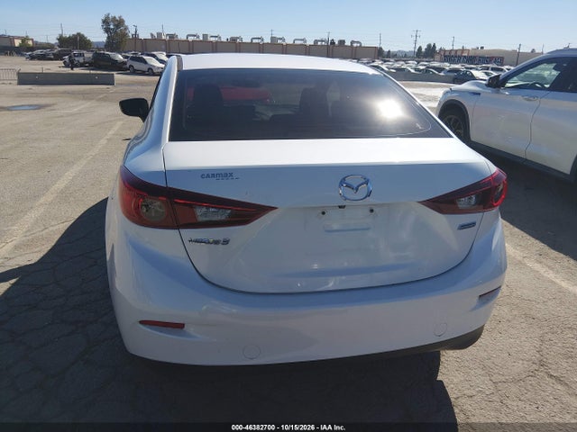 Продажа на аукционе авто 2016 Mazda Mazda3 I Sport, vin: JM1BM1U72G1339020, номер лота: 46382700