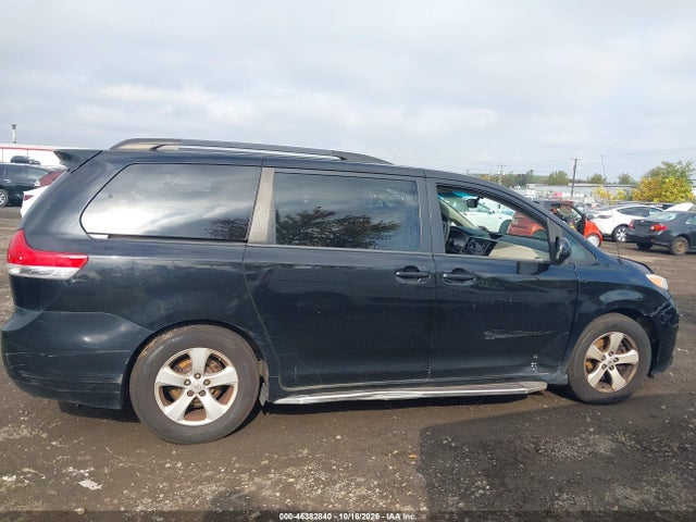 Продаж на аукціоні авто 2014 Toyota Sienna Le V6 8 Passenger, vin: 5TDKK3DC4ES489967, номер лоту: 46382840