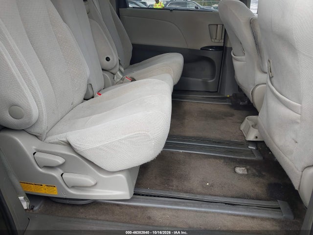 Продаж на аукціоні авто 2014 Toyota Sienna Le V6 8 Passenger, vin: 5TDKK3DC4ES489967, номер лоту: 46382840