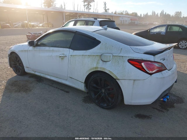 2015 Hyundai Genesis 3.8 R-spec მანქანა იყიდება აუქციონზე, vin: KMHHU6KJ9FU126550, აუქციონის ნომერი: 46383042