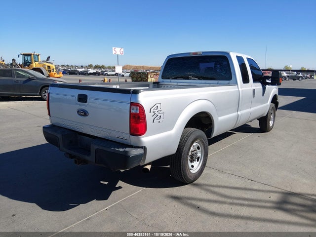 46383161 :رقم المزاد ، 1FT7X2B61FEA15254 vin ، 2015 Ford F-250 Xl مزاد بيع