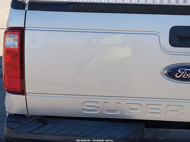 46383161 :رقم المزاد ، 1FT7X2B61FEA15254 vin ، 2015 Ford F-250 Xl مزاد بيع