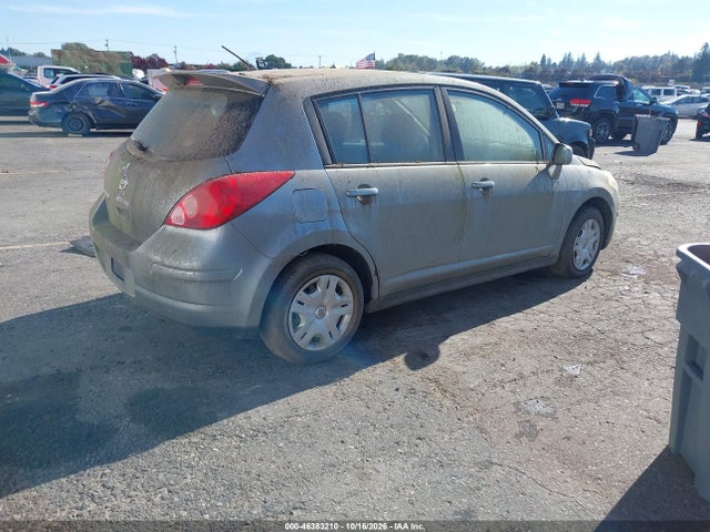 2010 Nissan Versa 1.8s მანქანა იყიდება აუქციონზე, vin: 3N1BC1CP5AL458283, აუქციონის ნომერი: 46383210