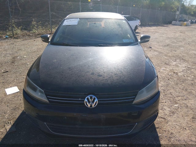 Продаж на аукціоні авто 2013 Volkswagen Jetta 2.5l Se, vin: 3VWDX7AJ4DM404948, номер лоту: 46383322