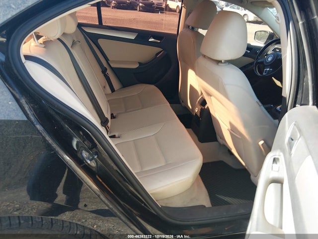 Продаж на аукціоні авто 2013 Volkswagen Jetta 2.5l Se, vin: 3VWDX7AJ4DM404948, номер лоту: 46383322