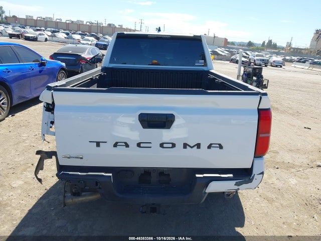 3TMLB5JN7RM022585 Toyota Tacoma Sr5