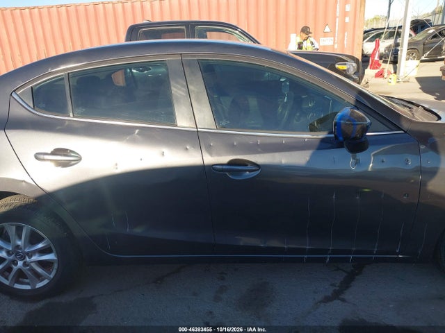 Продажа на аукционе авто 2016 Mazda Mazda3 I Sport, vin: JM1BM1U70G1284664, номер лота: 46383455