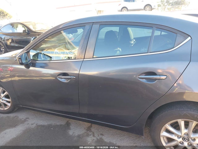 Продажа на аукционе авто 2016 Mazda Mazda3 I Sport, vin: JM1BM1U70G1284664, номер лота: 46383455