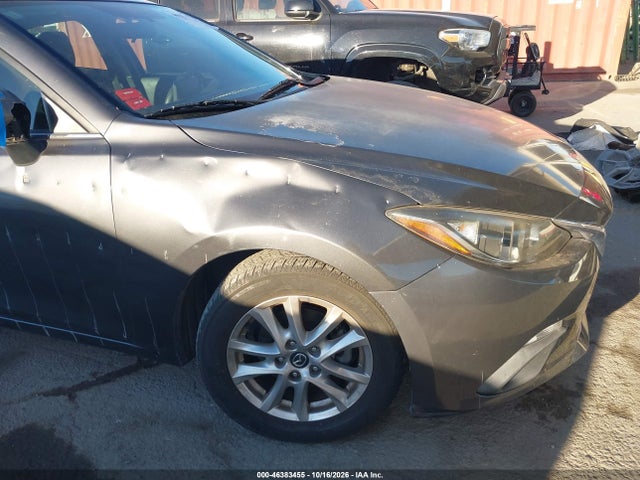 Продажа на аукционе авто 2016 Mazda Mazda3 I Sport, vin: JM1BM1U70G1284664, номер лота: 46383455