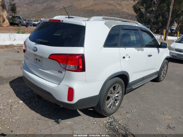 KIA SORENTO LX 2014 5XYKT3A64EG451731 Image 4