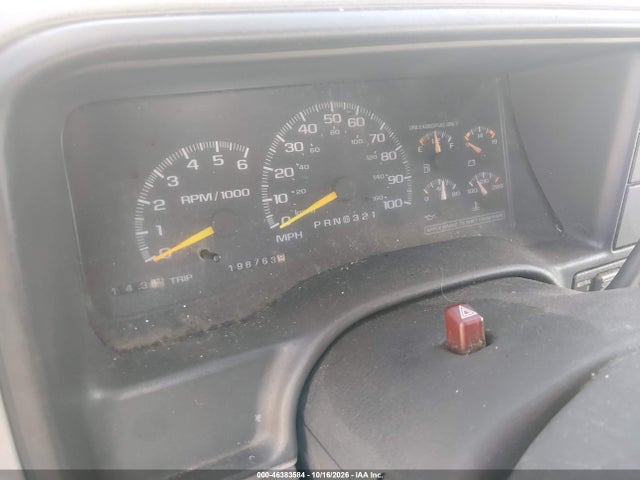 Aukcja sprzedaży 1999 Gmc Suburban 1500 Slt Cmi, vin: 3GKFK16R5XG540020, numer aukcji: 46383584