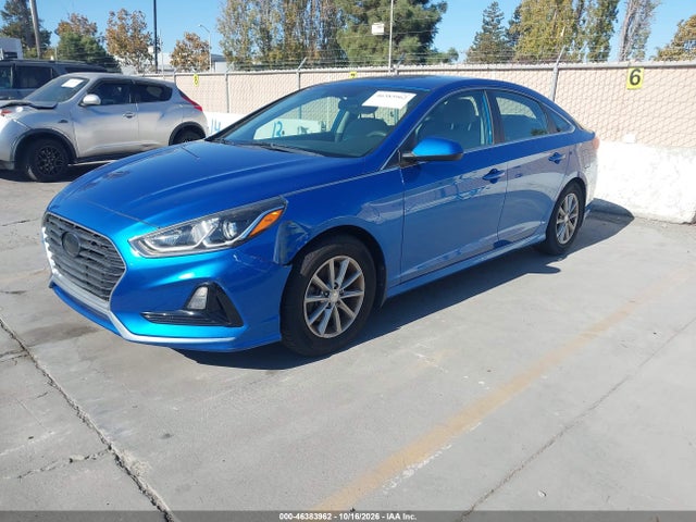 Hyundai SONATA SE 2018 5NPE24AF8JH670068 Image 2