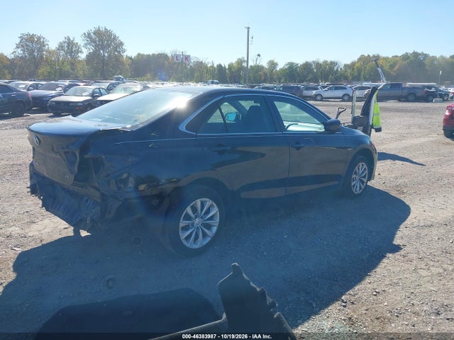 2017 Toyota Camry Le მანქანა იყიდება აუქციონზე, vin: 4T1BF1FK9HU720466, აუქციონის ნომერი: 46383987