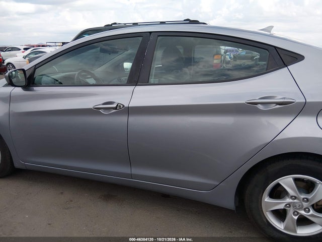 46384120 :رقم المزاد ، 5NPDH4AE1FH640533 vin ، 2015 Hyundai Elantra Se مزاد بيع