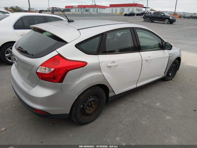 2013 Ford Focus Se მანქანა იყიდება აუქციონზე, vin: 1FADP3K27DL259513, აუქციონის ნომერი: 46384283