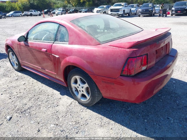 2000 Ford Mustang მანქანა იყიდება აუქციონზე, vin: 1FAFP4048YF235325, აუქციონის ნომერი: 46384301