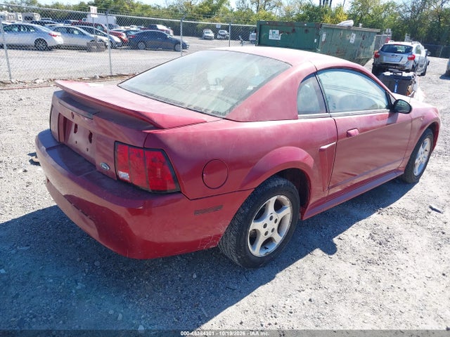 2000 Ford Mustang მანქანა იყიდება აუქციონზე, vin: 1FAFP4048YF235325, აუქციონის ნომერი: 46384301
