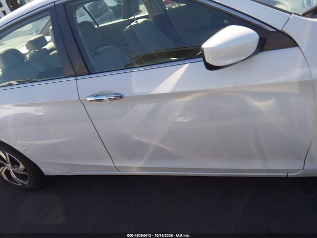 Honda ACCORD LX 2017 1HGCR2F36HA120991 Image 13
