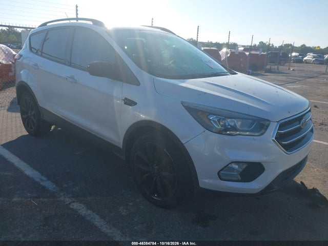 Продаж на аукціоні авто 2019 Ford Escape Se, vin: 1FMCU0GD7KUA58950, номер лоту: 46384784
