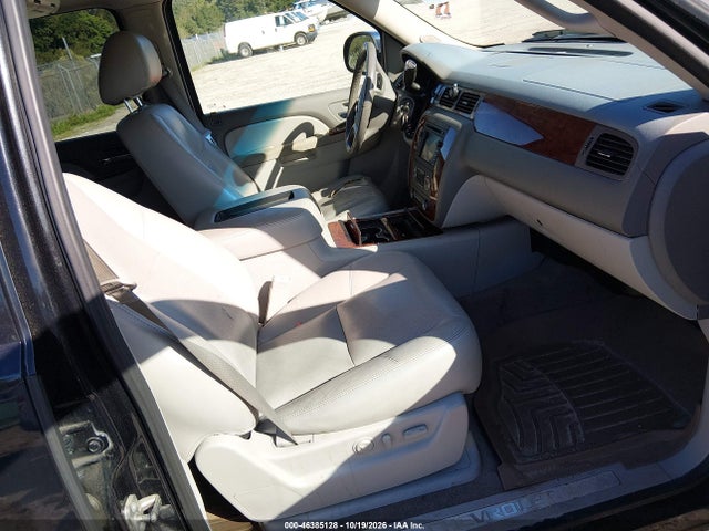 Aukcja sprzedaży 2011 Chevrolet Tahoe Ltz, vin: 1GNSKCE07BR369327, numer aukcji: 46385128