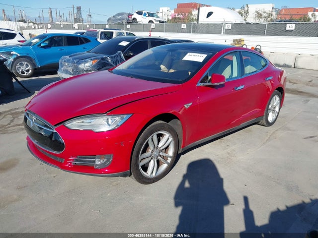 5YJSA1S10EFP49911 Tesla MODEL S