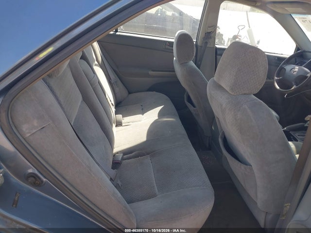 2004 Toyota Camry Le მანქანა იყიდება აუქციონზე, vin: 4T1BE32K24U879246, აუქციონის ნომერი: 46385170