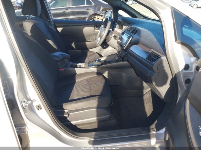 2018 Nissan Leaf Sv მანქანა იყიდება აუქციონზე, vin: 1N4AZ1CP3JC307645, აუქციონის ნომერი: 46385441