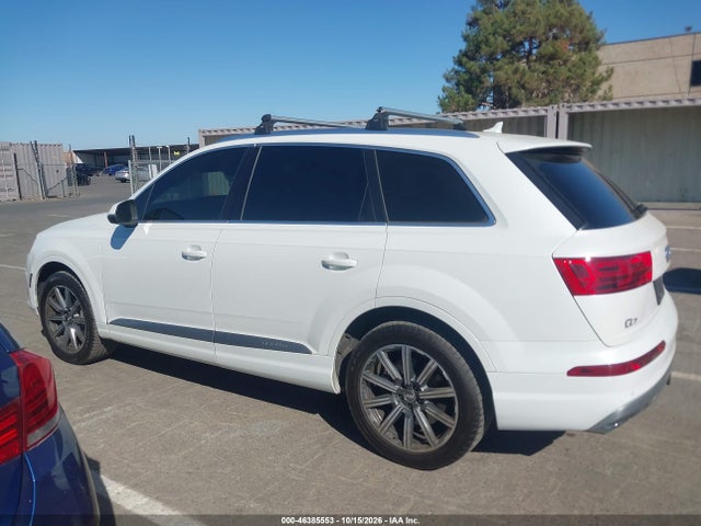 WA1VAAF73HD018245 Audi Q7 3.0t Premium