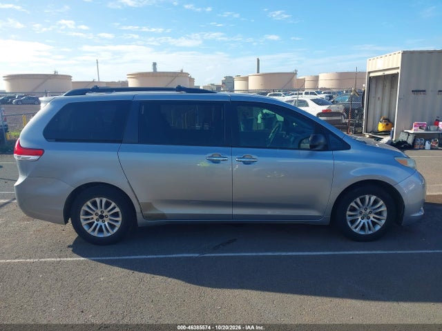 Aukcja sprzedaży 2013 Toyota Sienna Xle V6 7 Passenger Auto Access Seat/xle V6 8 Passenger, vin: 5TDYK3DC7DS336203, numer aukcji: 46385574