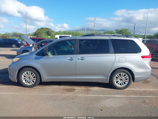 Aukcja sprzedaży 2013 Toyota Sienna Xle V6 7 Passenger Auto Access Seat/xle V6 8 Passenger, vin: 5TDYK3DC7DS336203, numer aukcji: 46385574