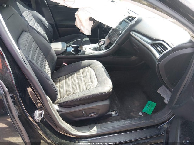 46385859 :رقم المزاد ، 3FA6P0HD4GR318197 vin ، 2016 Ford Fusion Se مزاد بيع