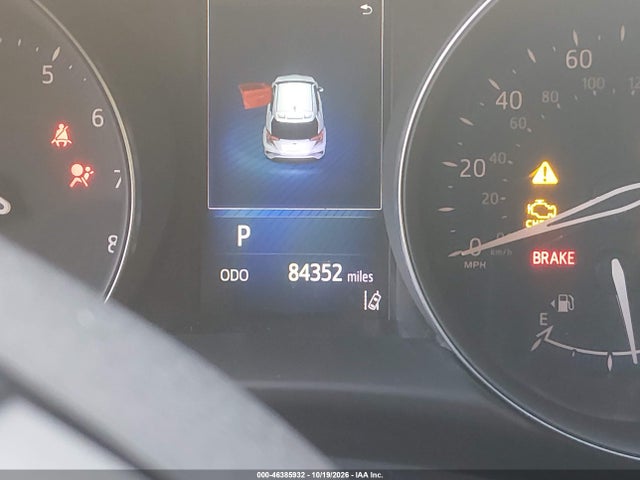 46385932 :رقم المزاد ، NMTKHMBX4JR055518 vin ، 2018 Toyota C-hr Xle مزاد بيع