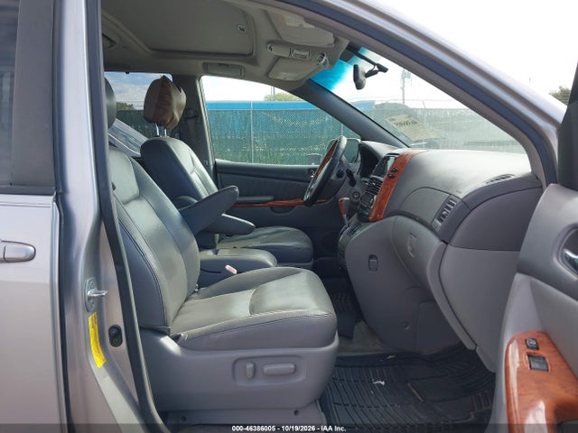 46386005 :رقم المزاد ، 5TDZA22C06S571310 vin ، 2006 Toyota Sienna Xle Limited مزاد بيع
