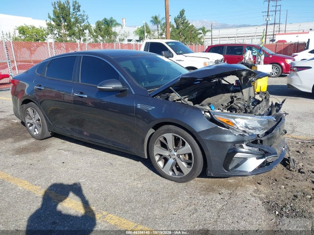 KIA Optima S 2020 5XXGT4L31LG406326 main image