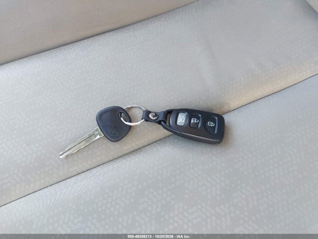 Продажа на аукционе авто 2010 Hyundai Elantra Gls, vin: KMHDU4AD7AU930689, номер лота: 46386213