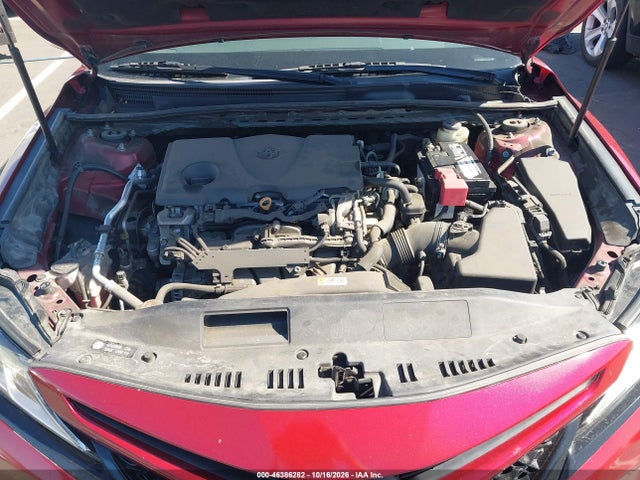 46386282 :رقم المزاد ، 4T1B11HK2JU546595 vin ، 2018 Toyota Camry Se مزاد بيع