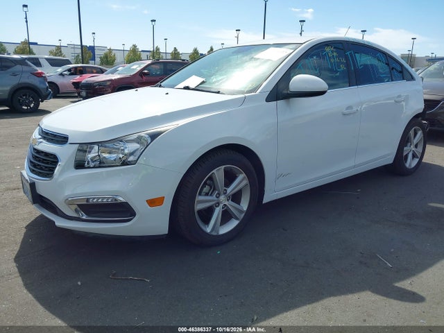 46386337 :رقم المزاد ، 1G1PE5SB2F7260002 vin ، 2015 Chevrolet Cruze 2lt Auto مزاد بيع