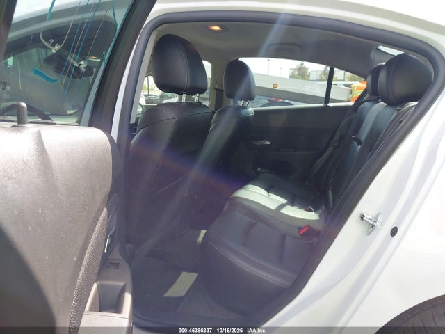 46386337 :رقم المزاد ، 1G1PE5SB2F7260002 vin ، 2015 Chevrolet Cruze 2lt Auto مزاد بيع