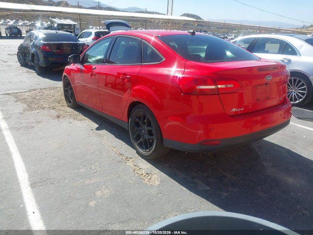 1FADP3F23GL225504 Ford FOCUS SE
