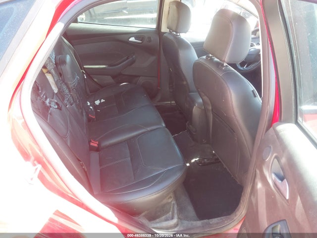 1FADP3F23GL225504 Ford FOCUS SE