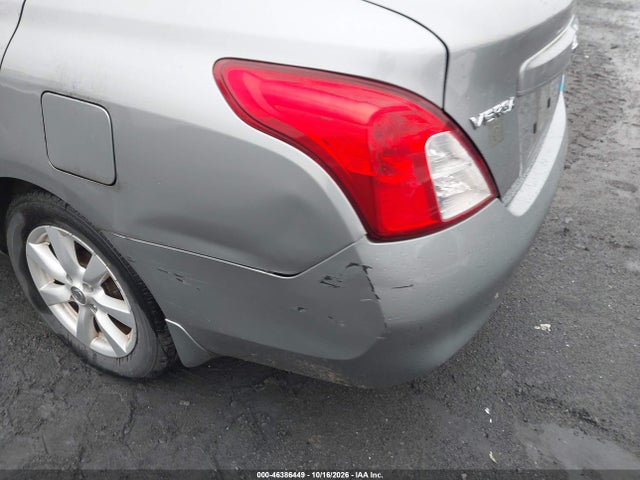 2012 Nissan Versa 1.6 Sl მანქანა იყიდება აუქციონზე, vin: 3N1CN7AP0CL889637, აუქციონის ნომერი: 46386449