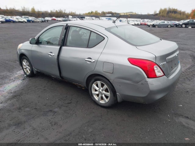 2012 Nissan Versa 1.6 Sl მანქანა იყიდება აუქციონზე, vin: 3N1CN7AP0CL889637, აუქციონის ნომერი: 46386449