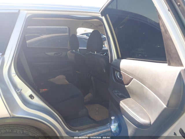 46386592 :رقم المزاد ، 5N1AT2MT5GC786152 vin ، 2016 Nissan Rogue S/sl/sv مزاد بيع