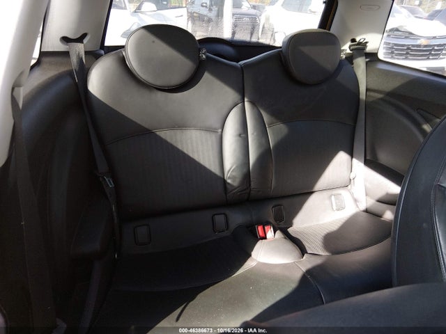 2007 Mini Cooper S მანქანა იყიდება აუქციონზე, vin: WMWMF73527TL86538, აუქციონის ნომერი: 46386673