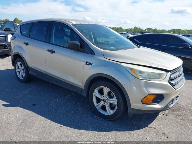 46386679 :رقم المزاد ، 1FMCU0F72HUC31231 vin ، 2017 Ford Escape S مزاد بيع