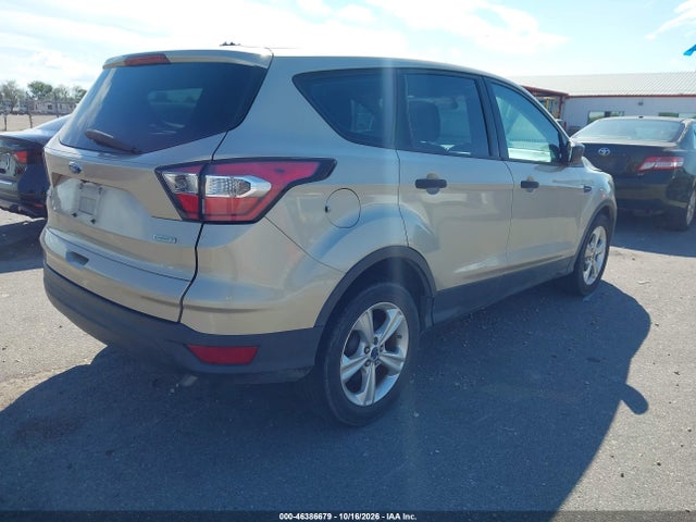 46386679 :رقم المزاد ، 1FMCU0F72HUC31231 vin ، 2017 Ford Escape S مزاد بيع