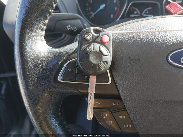 1FMCU0GD6HUA02796 Ford ESCAPE SE