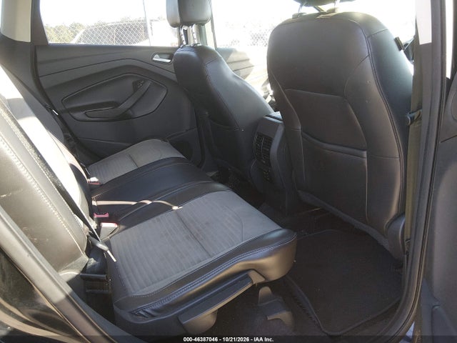 1FMCU0GD6HUA02796 Ford ESCAPE SE