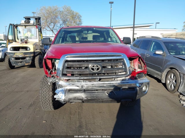 46387130 :رقم المزاد ، 5TFEY5F15CX130928 vin ، 2012 Toyota Tundra Grade 5.7l V8 مزاد بيع